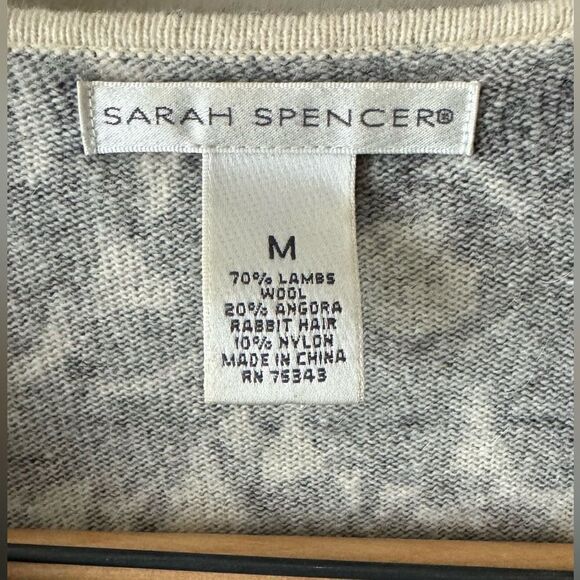 Sarah Spencer sweater Lambs wool& Angora, size M gray floral, warm winter - Picture 2 of 3